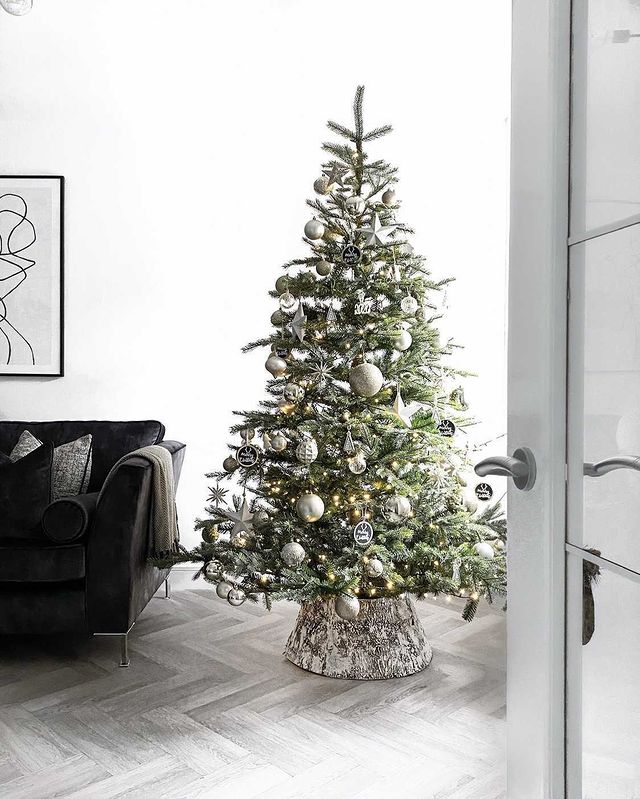 Eros - Dursley Grey Stairs